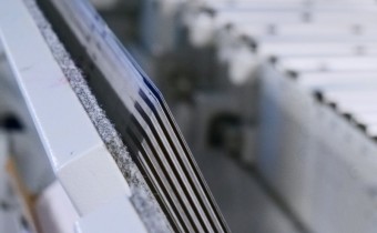 Kaskadiertes Abstapeln der Druckplatten